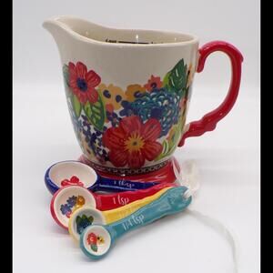 Pioneer Woman Floral Measuring Cup Set with Measuring Spoons